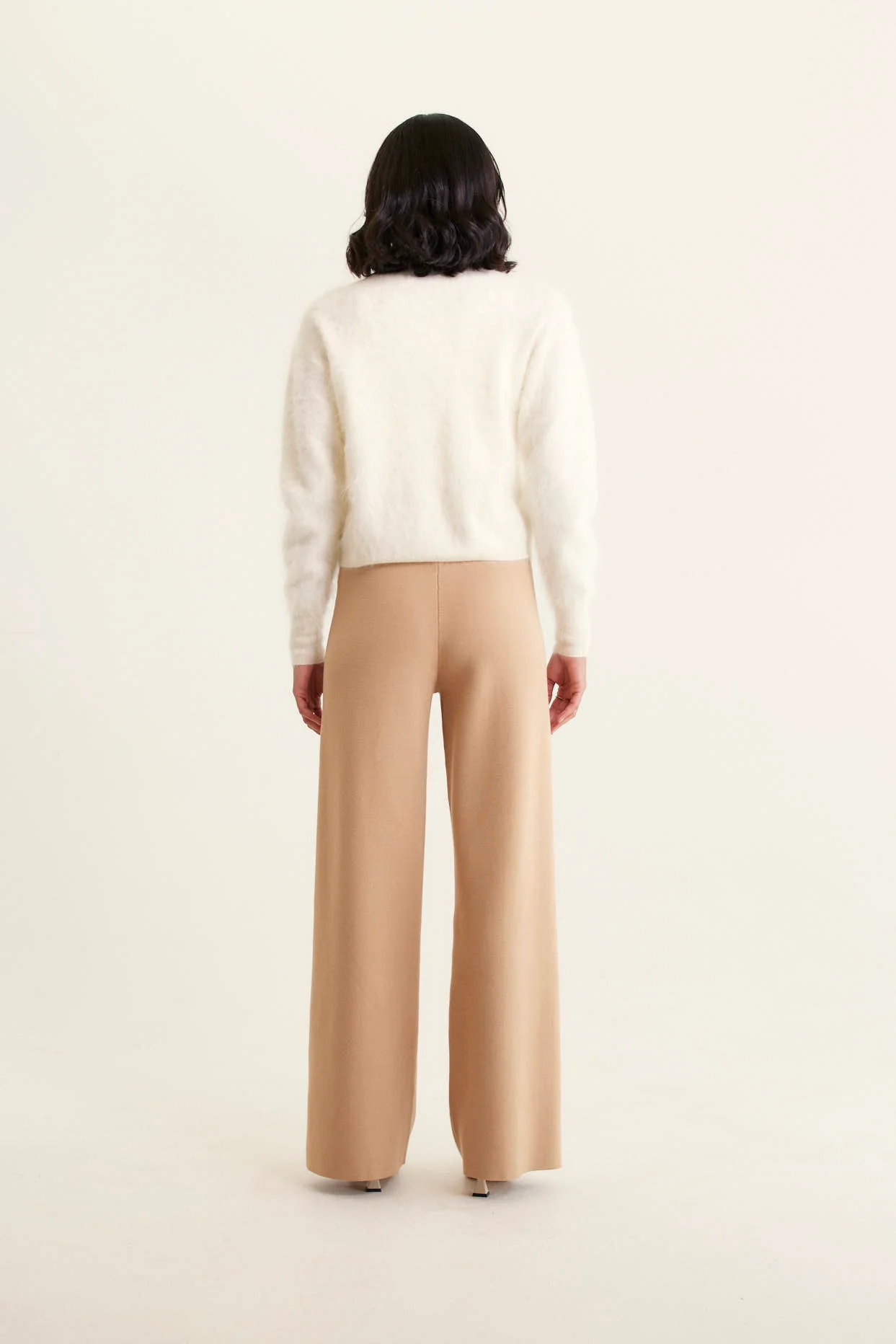 Sydney Brushed Cashmere Cardi In Ivory - Image 3