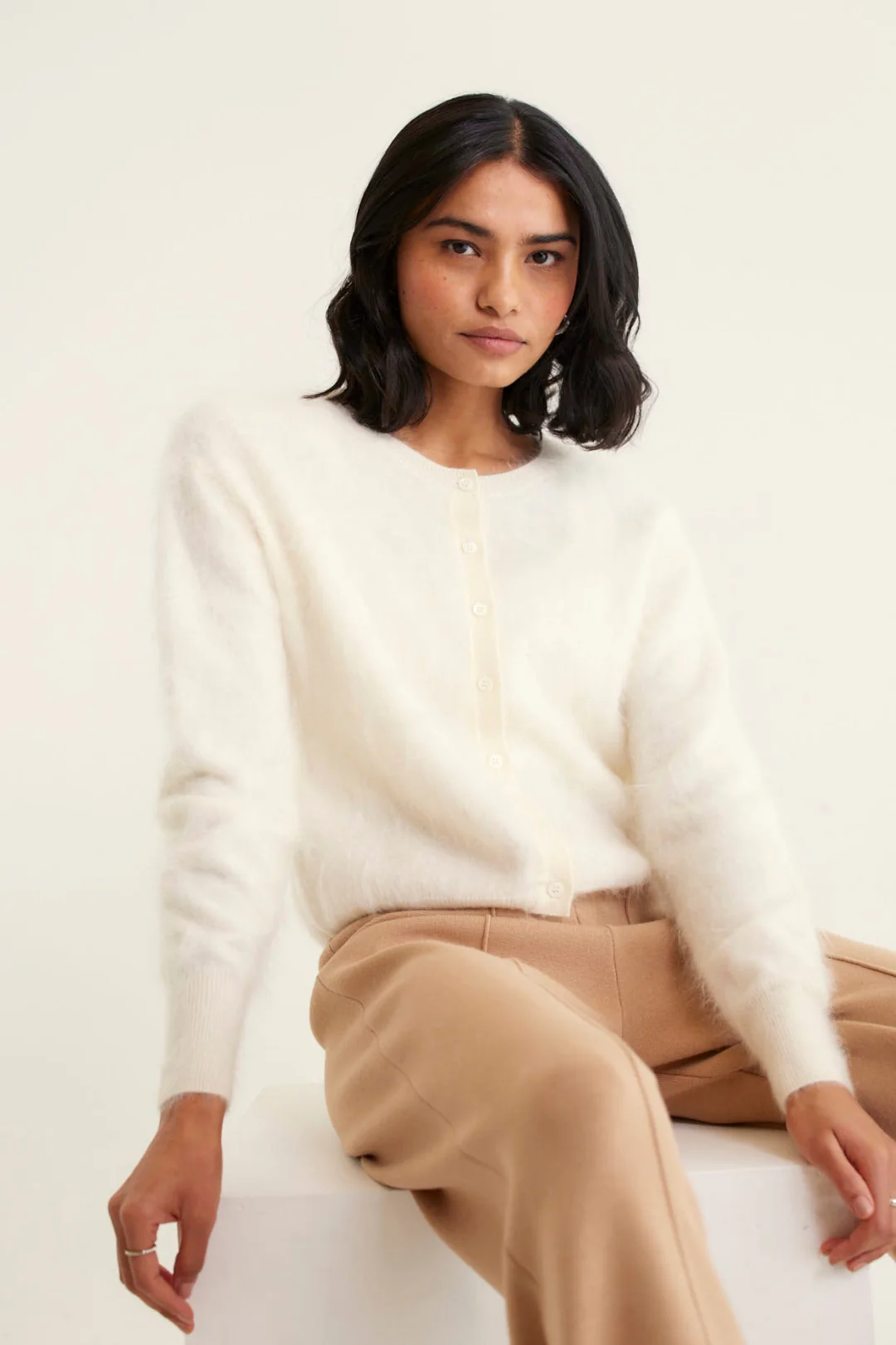 Sydney Brushed Cashmere Cardi In Ivory - Image 7