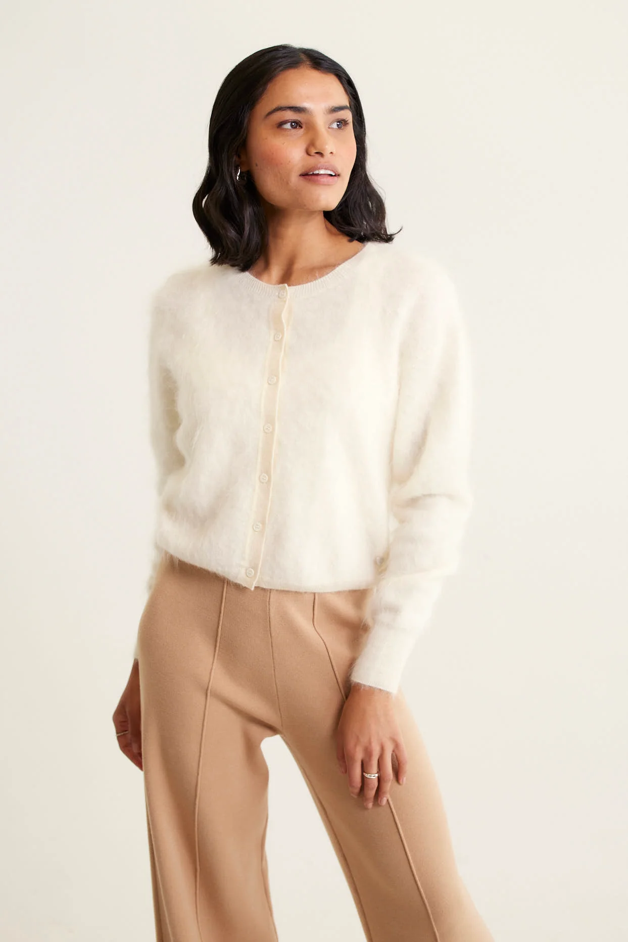 Sydney Brushed Cashmere Cardi In Ivory - Image 8