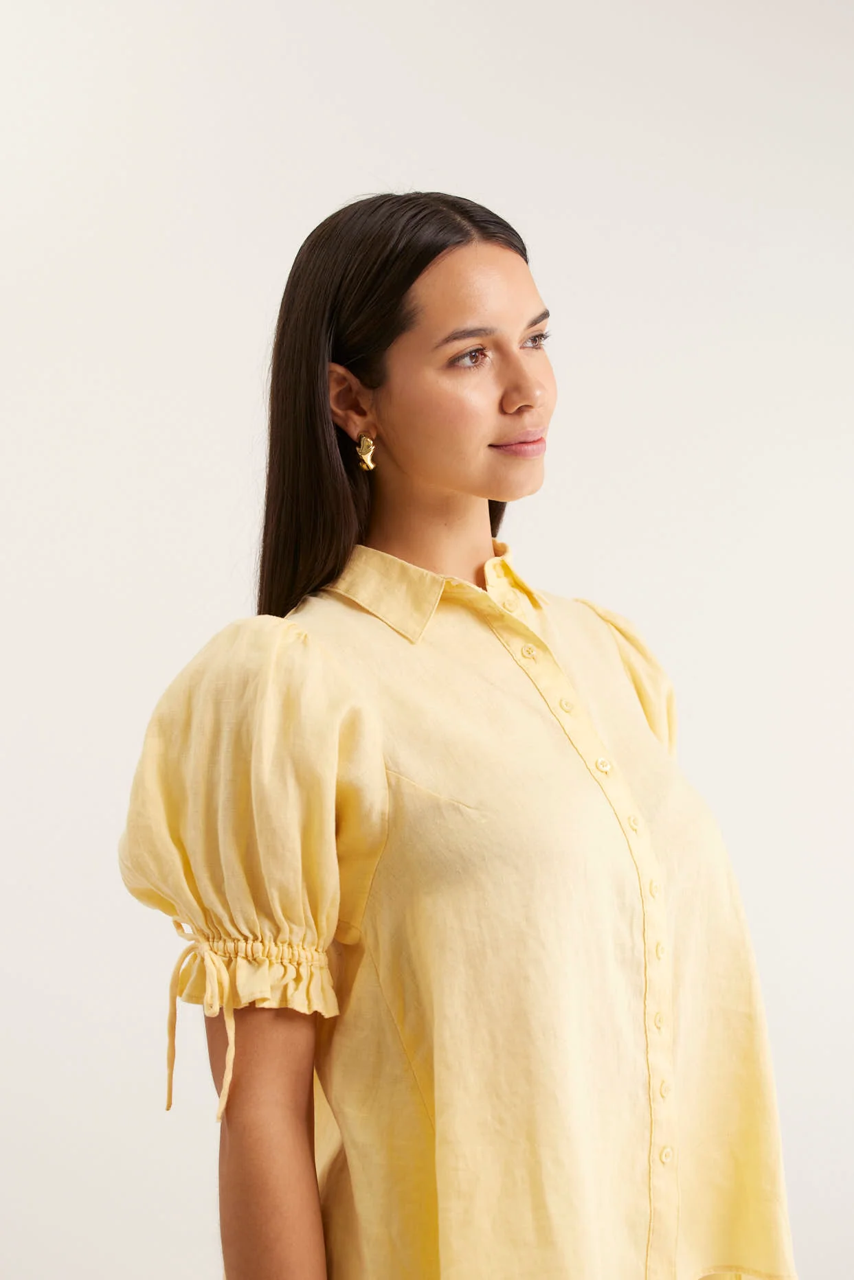 Tessa Linen Shirt In Lemon - Image 2