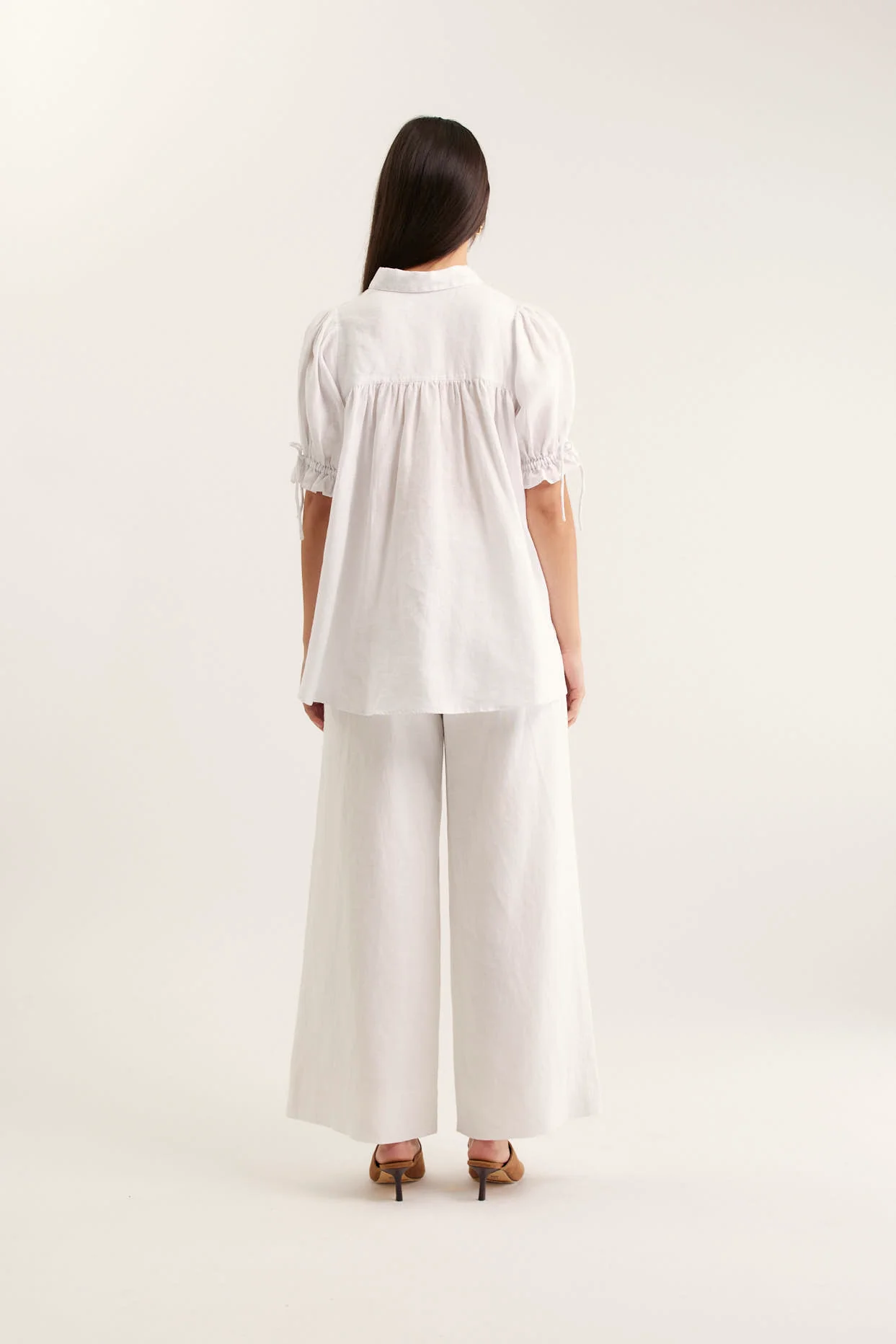 Tessa Linen Shirt In White - Image 3