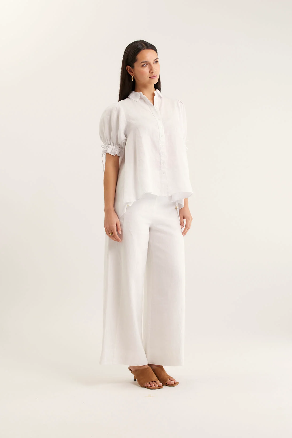 Tessa Linen Shirt In White - Image 4