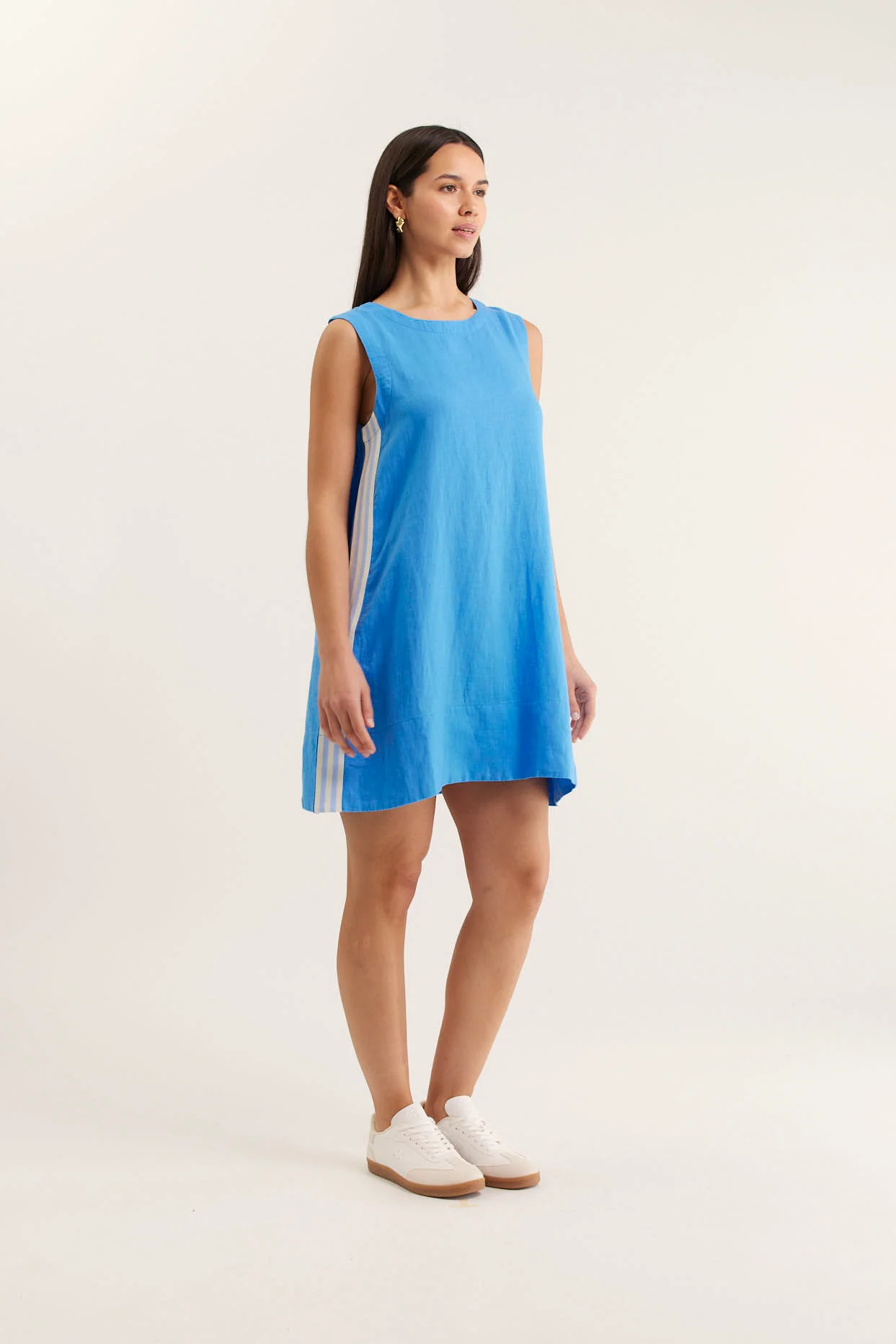Vespa Linen Dress In Cornflower - Image 4