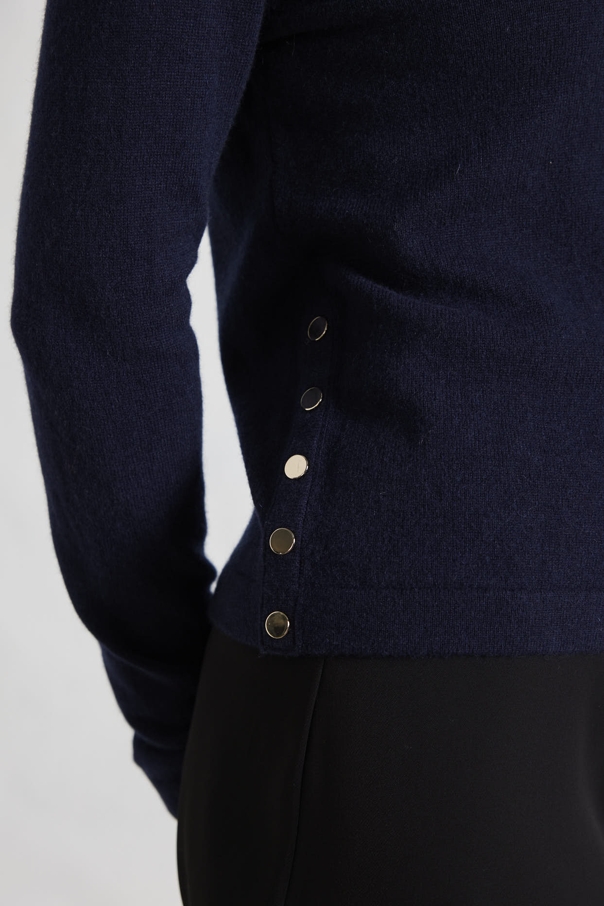 What A Stud Merino Cashmere Sweater In Midnight Navy - Image 5